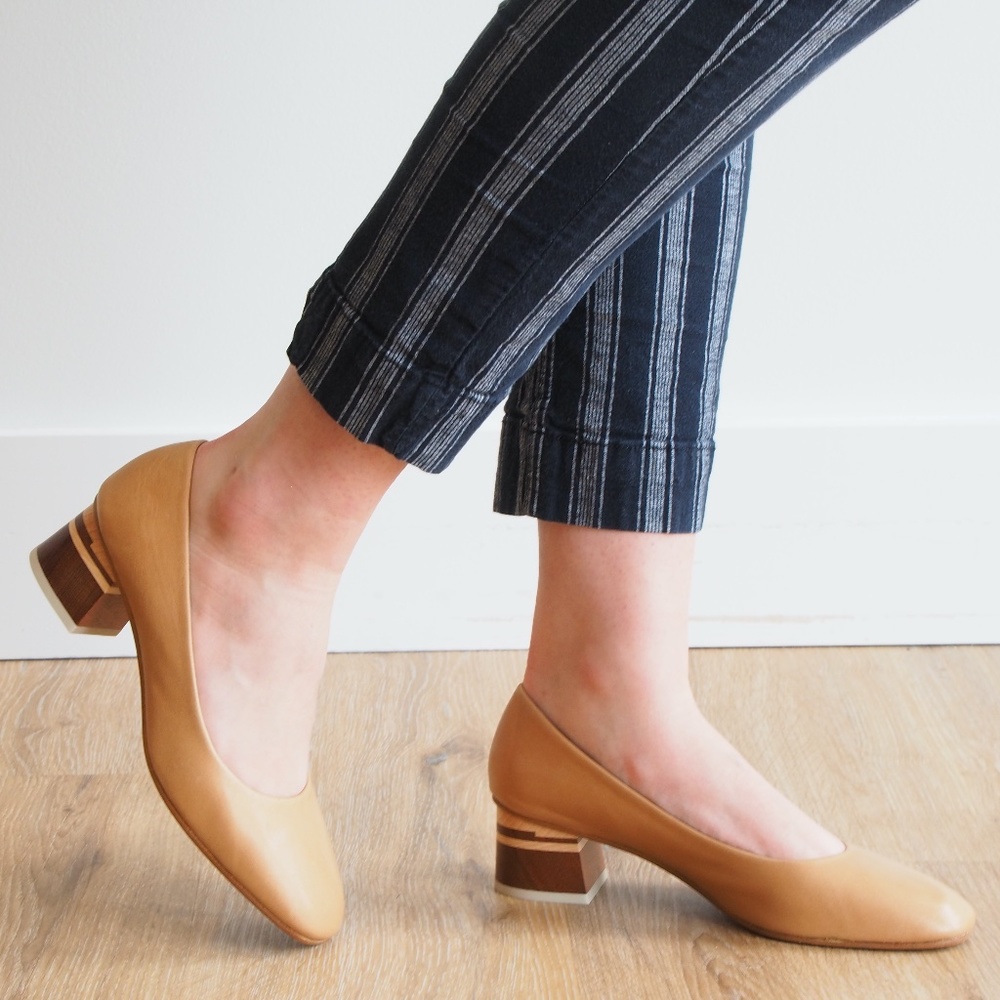 COCLICO Tan Block Heel Pumps